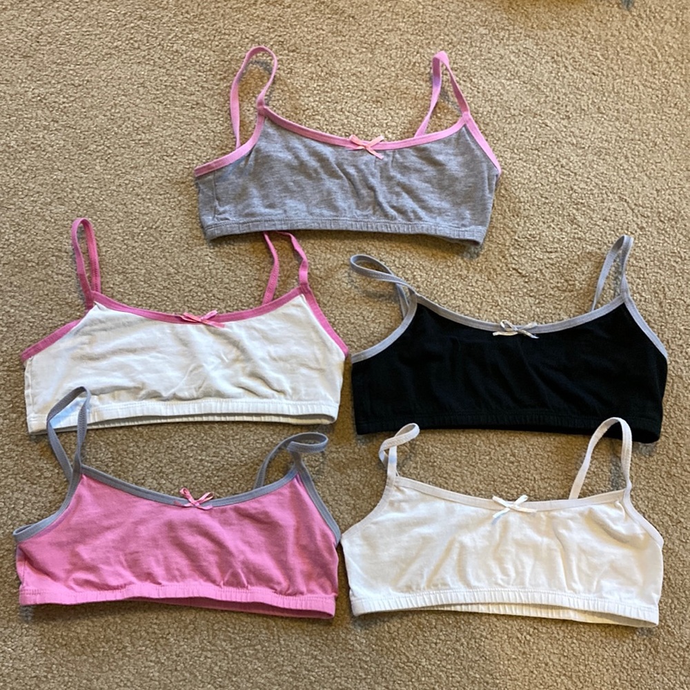 5 girls trainer bras